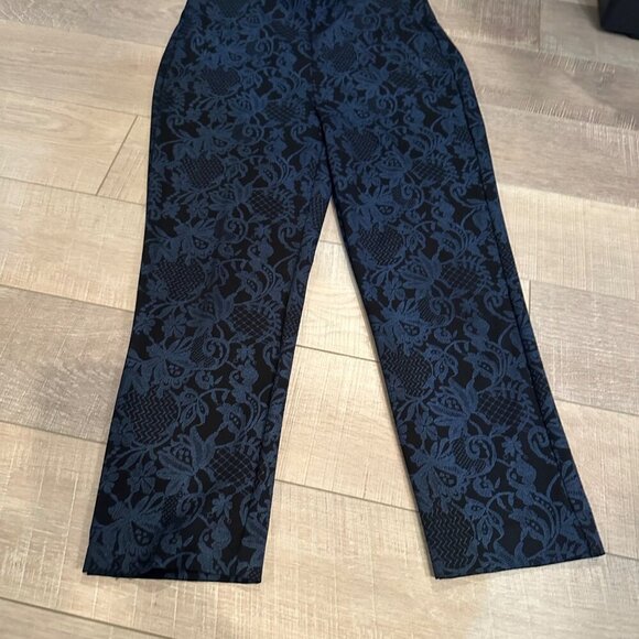 CHICOS FABULOUSLY SLIMMING WOMENS BLUE PRINT SIZE 2 ANKLE PULL ON PANTS - Picture 2 of 9